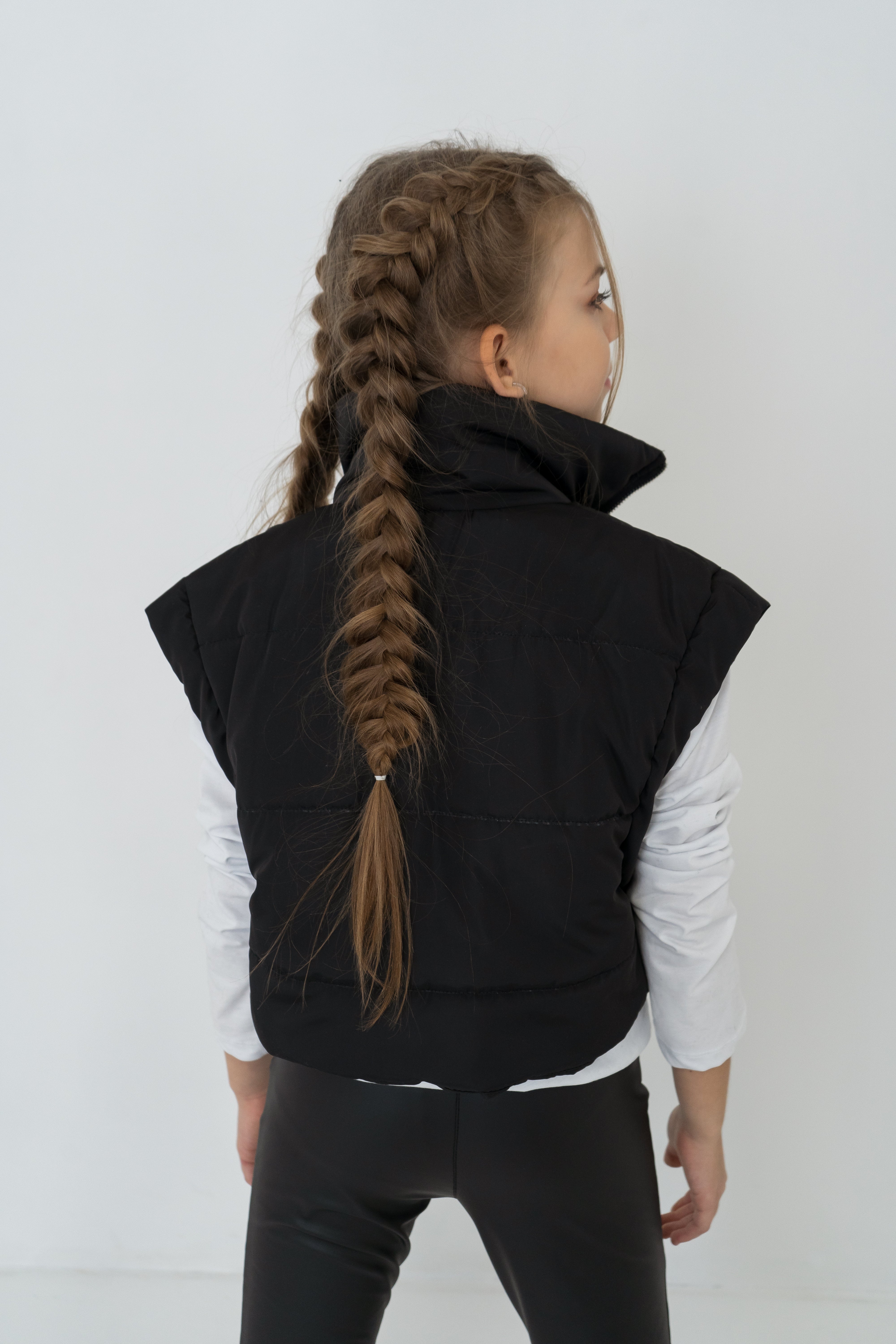 Girls´ cropped mid-season vest black