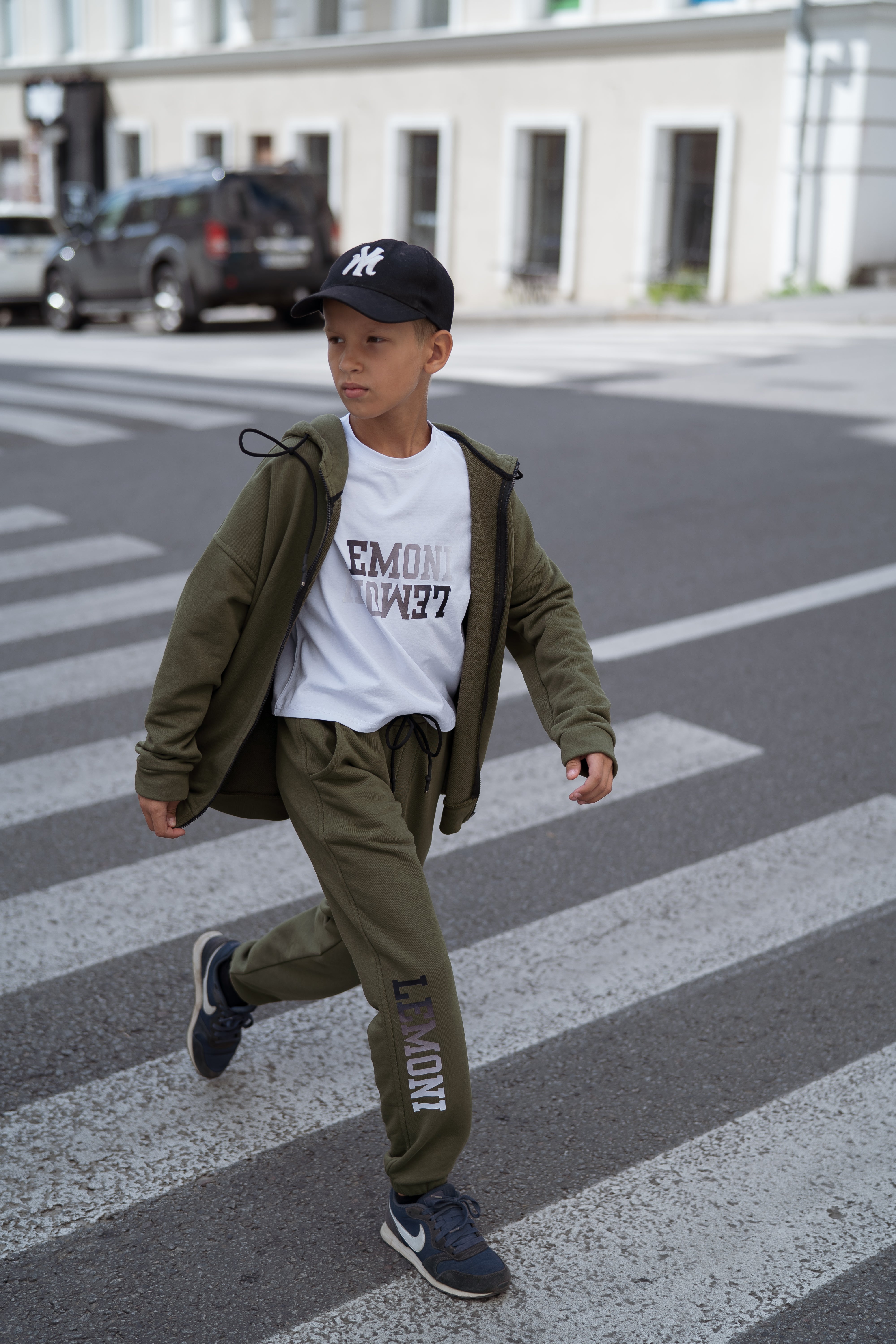 Urban-style tracksuit zip-up hoodie for boys and girls - khaki - Lemoni Boutique