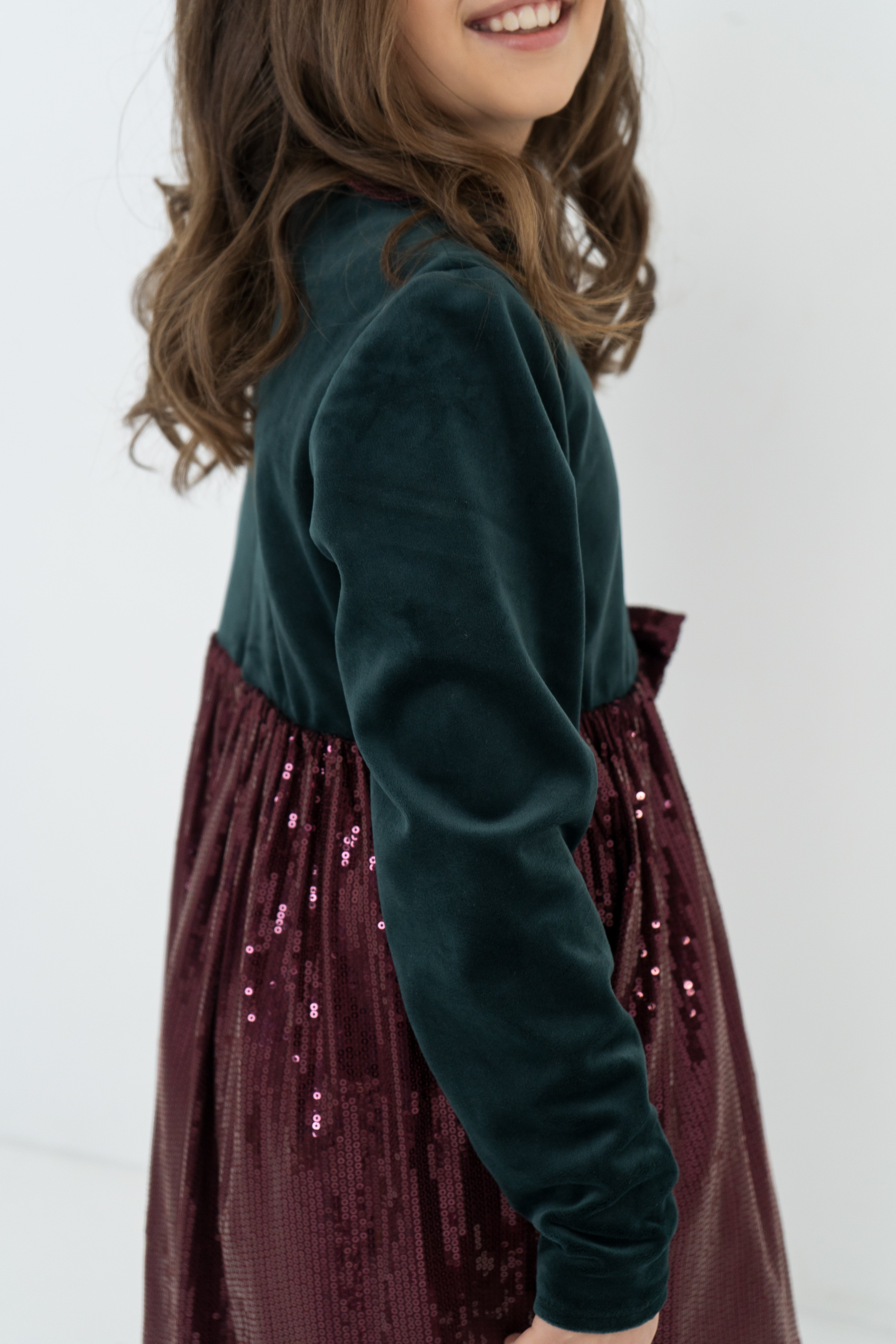 Girls´ festive velours dress with sequined elements - green & bordeaux - Lemoni Boutique