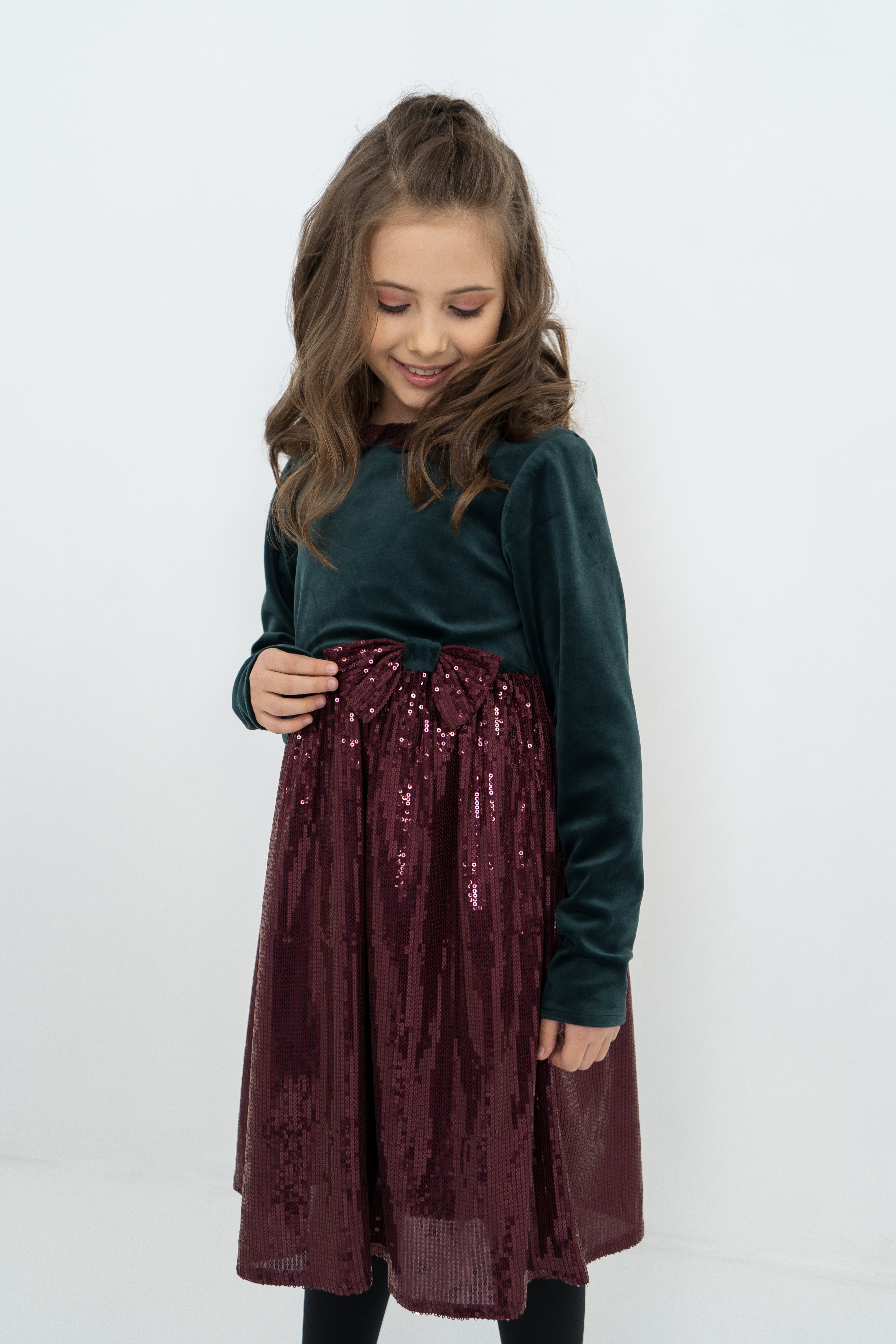 Girls´ festive velours dress with sequined elements - green & bordeaux - Lemoni Boutique