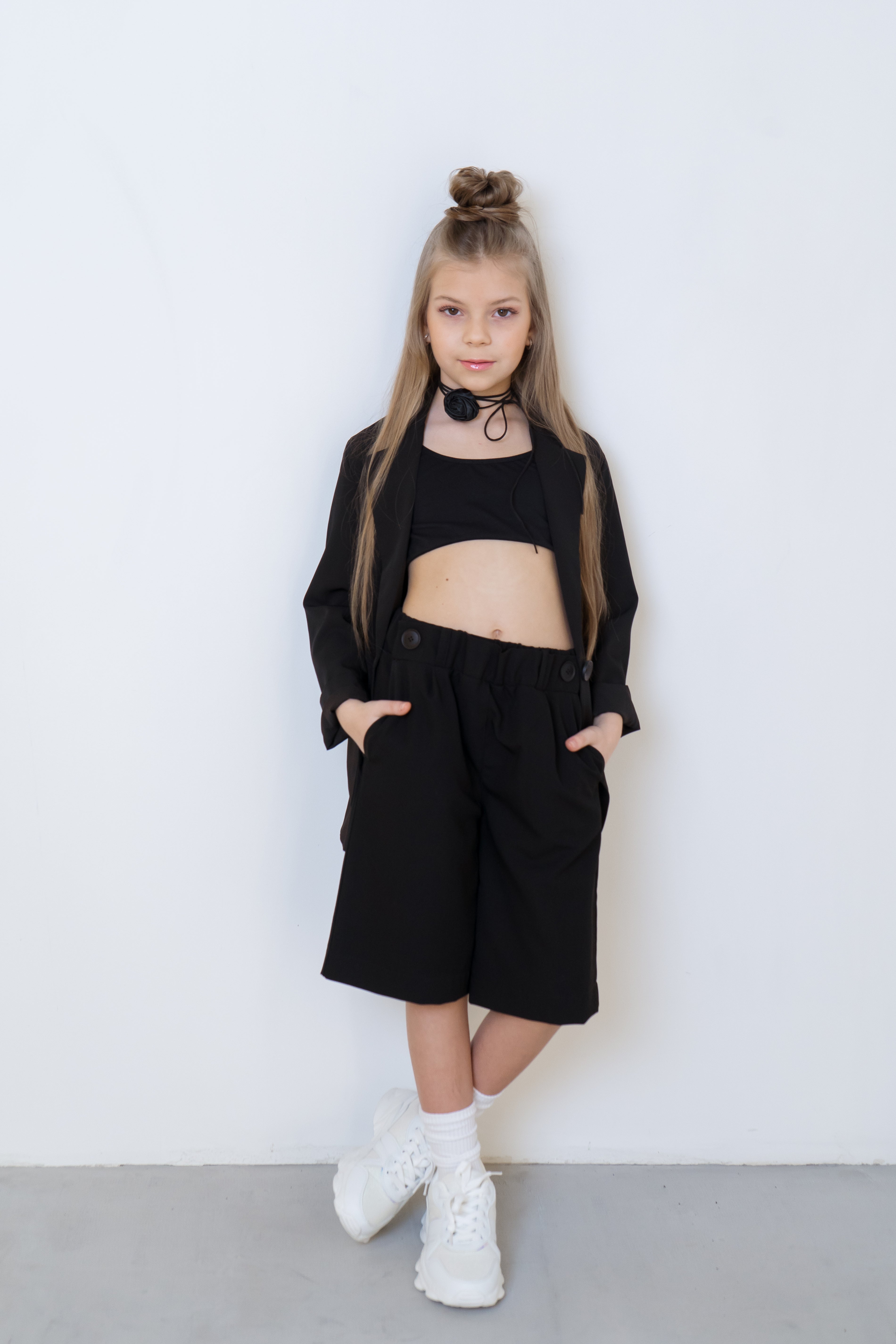 Bermuda shorts for girls - black - Lemoni Boutique