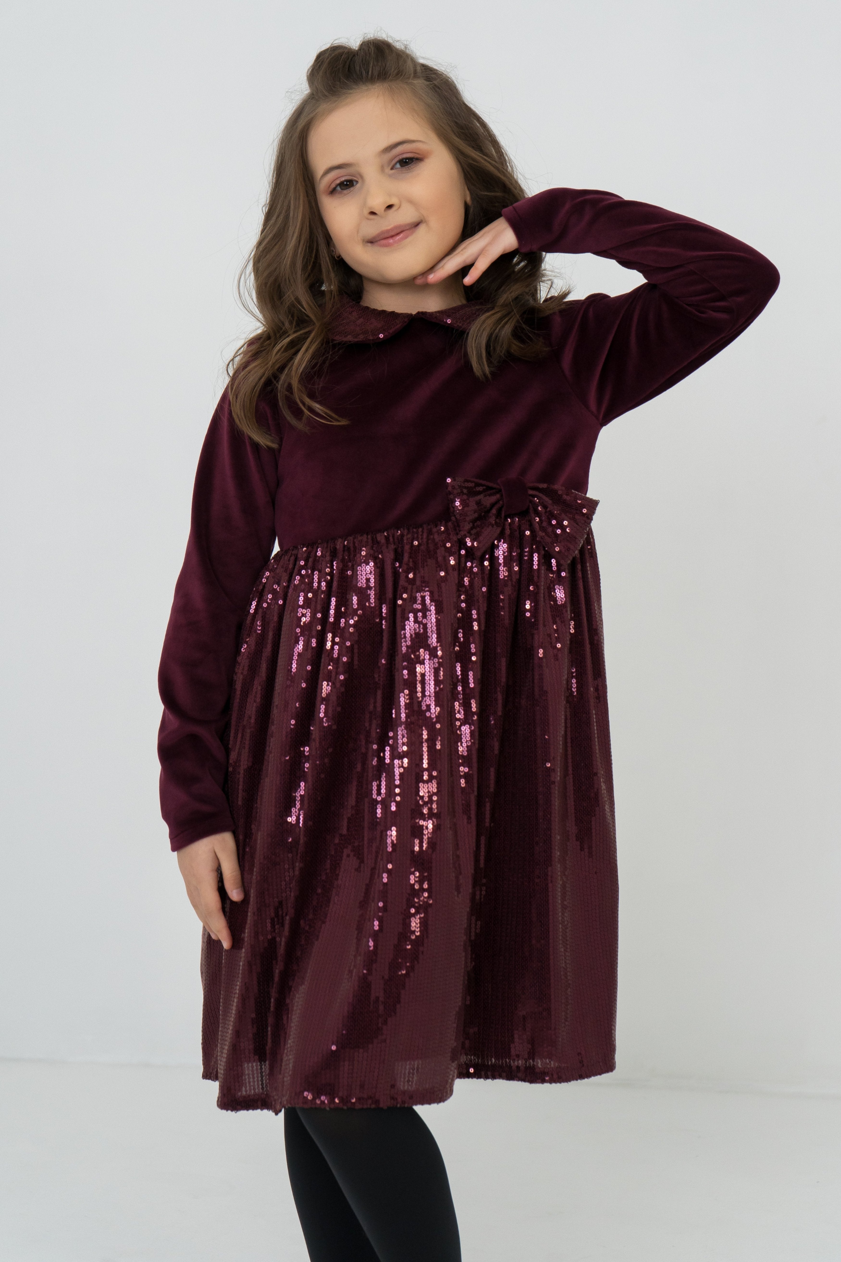 Girls´s  festive velours dress with sequined elements - bordeaux - Lemoni Boutique