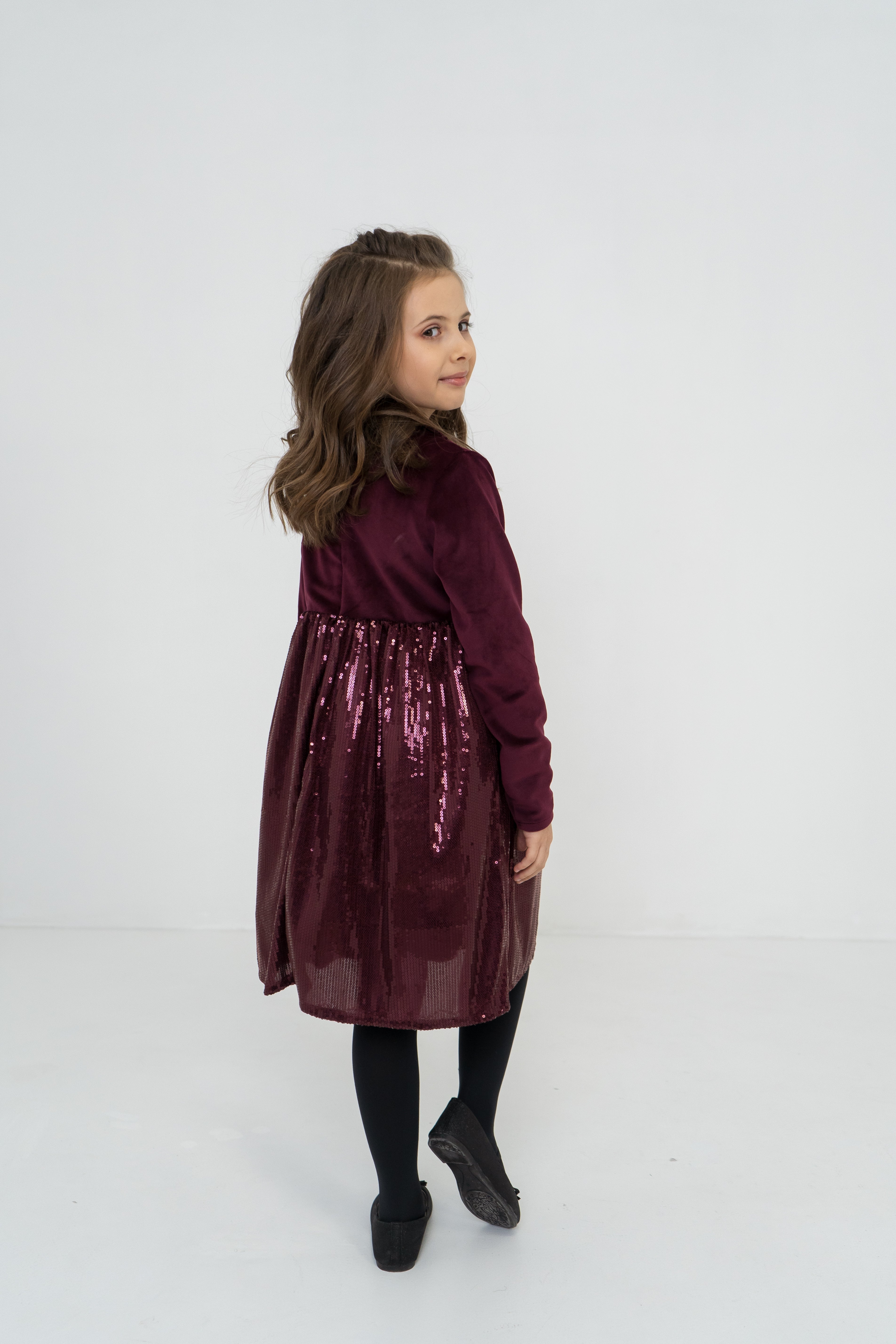 Girls´s  festive velours dress with sequined elements - bordeaux - Lemoni Boutique