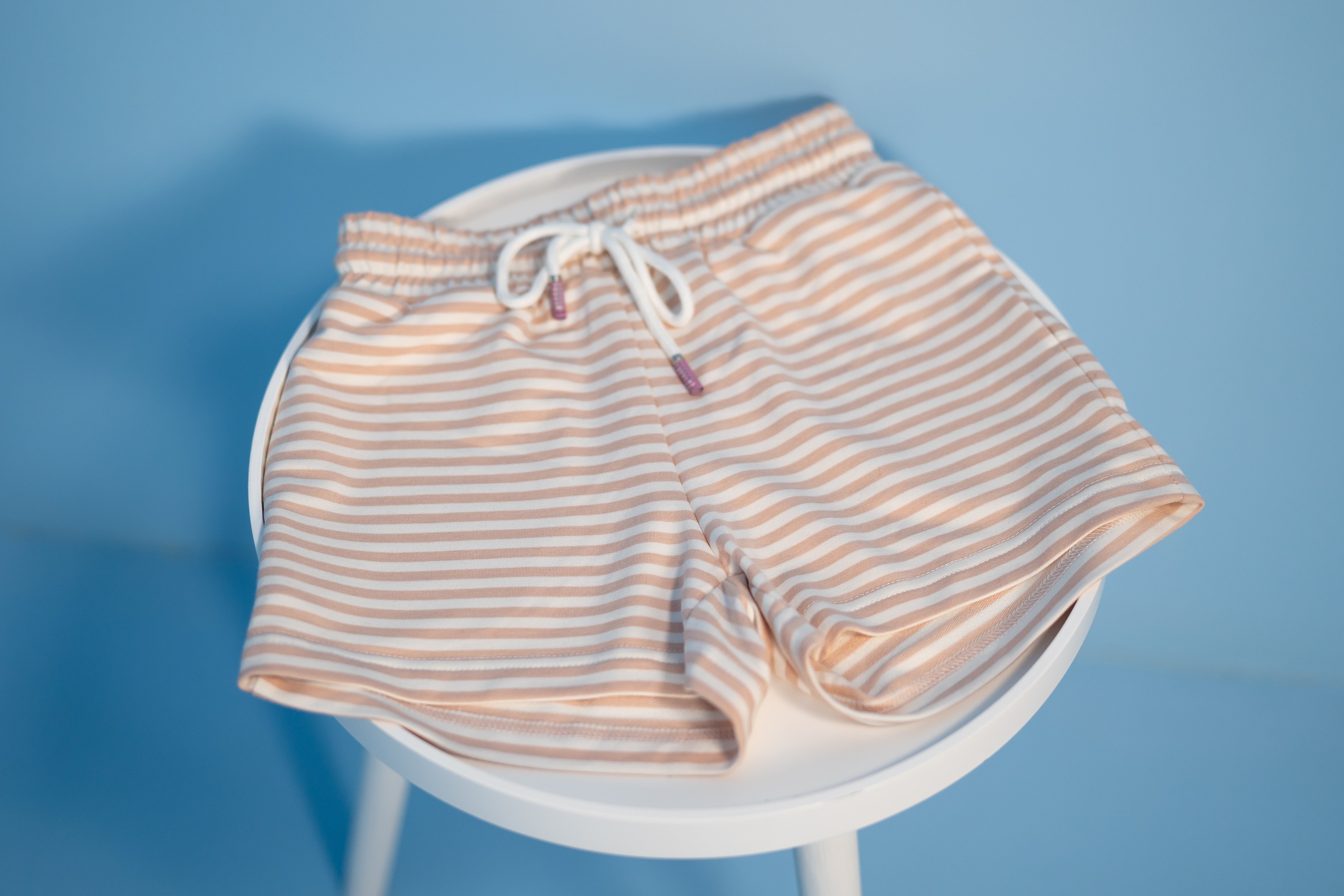 Girls´ striped shorts - peach - Lemoni Boutique