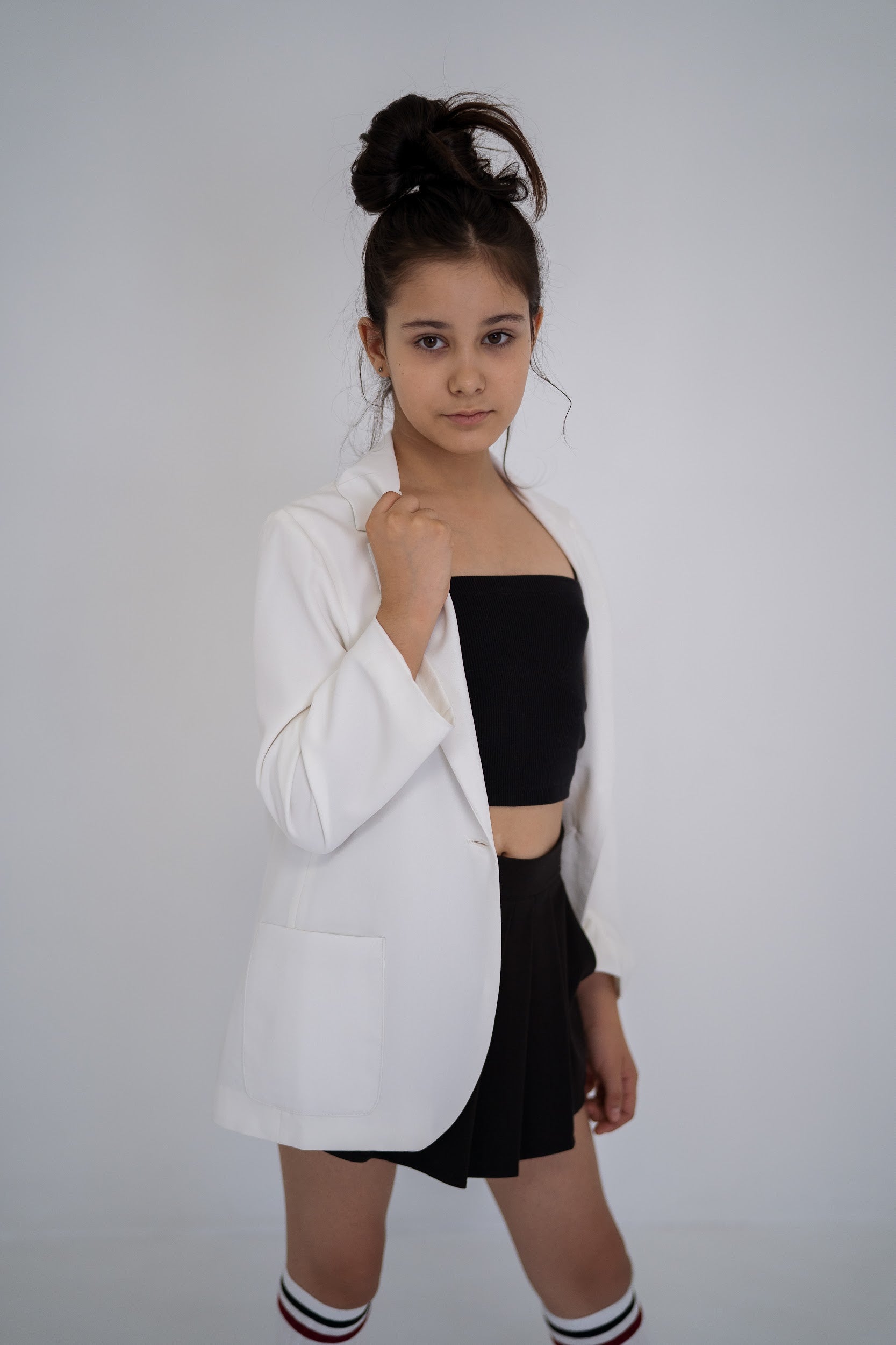 Oversized longline white blazer for girls