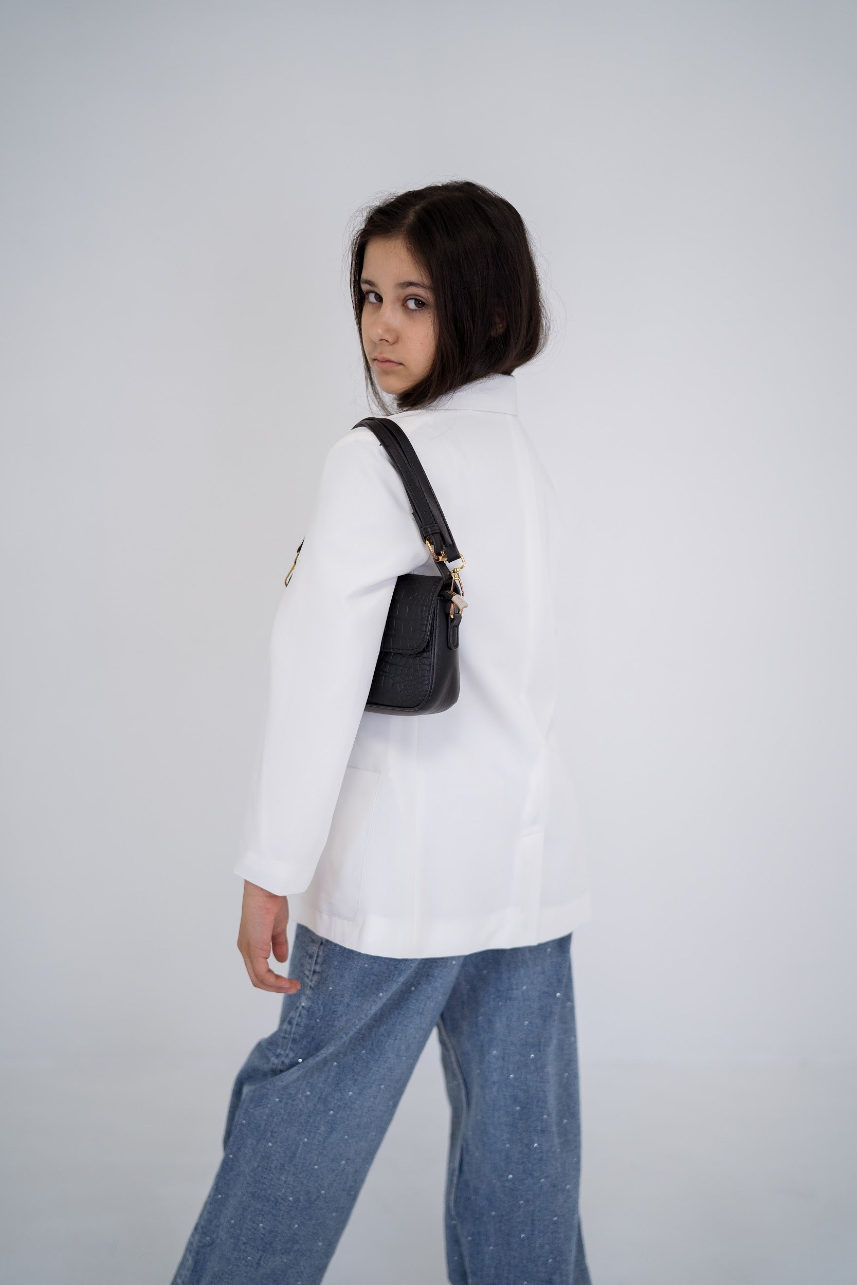Oversized longline white blazer for girls