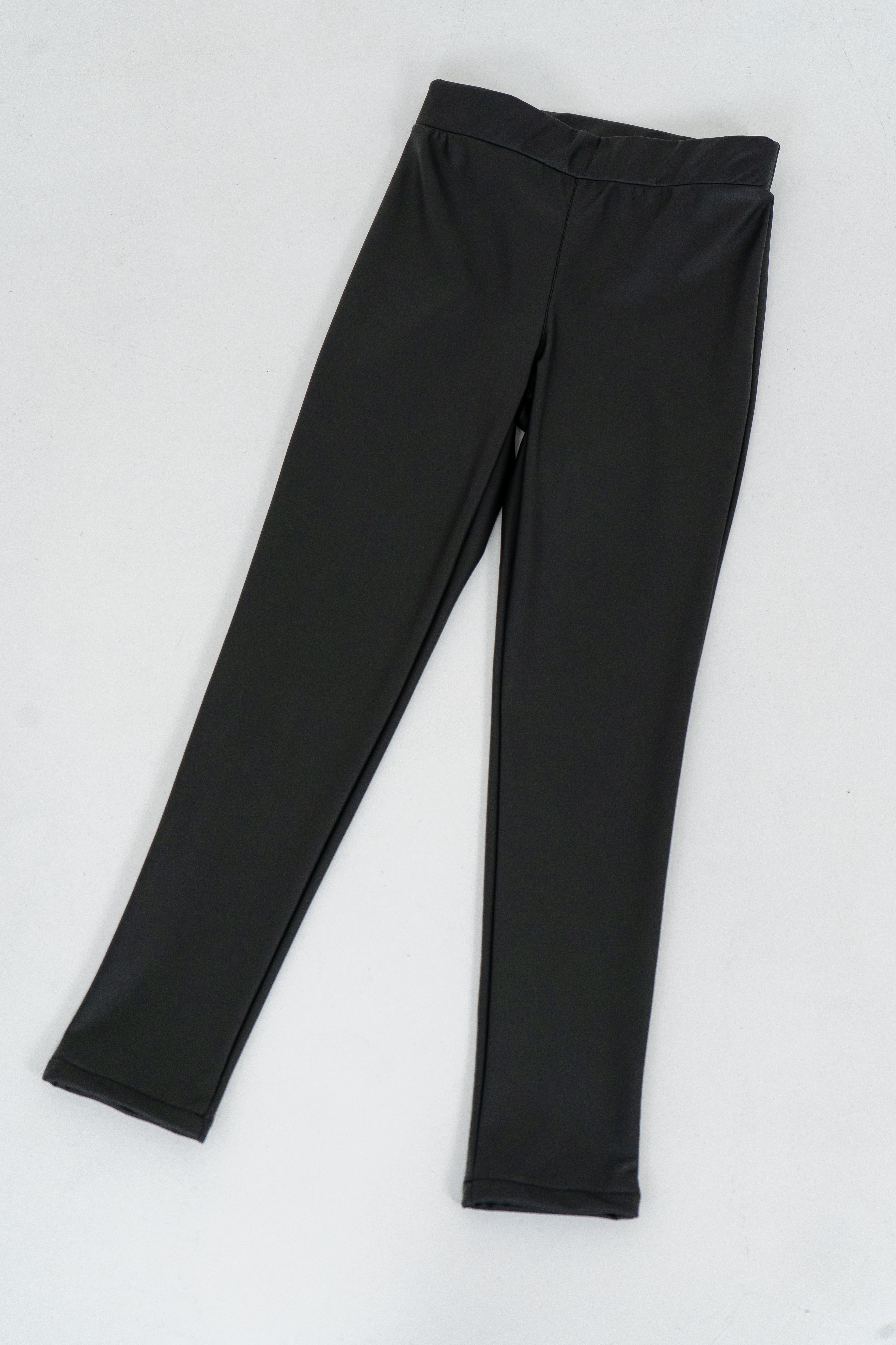 Black Matte Faux Leather Thermo Leggings - Lemoni Boutique