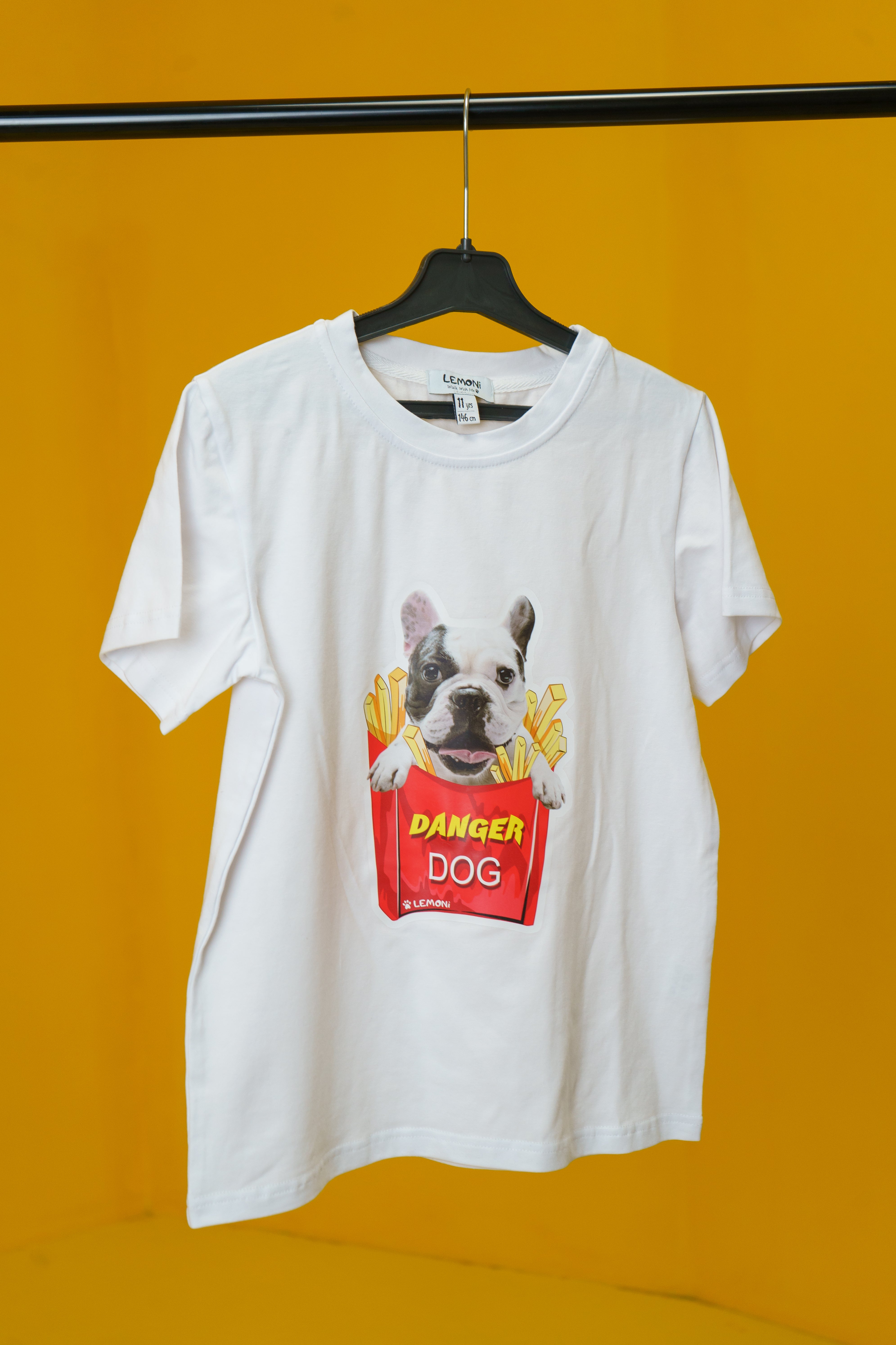 Classic unisex T-shirt Bulldog & Fries - white - Lemoni Boutique