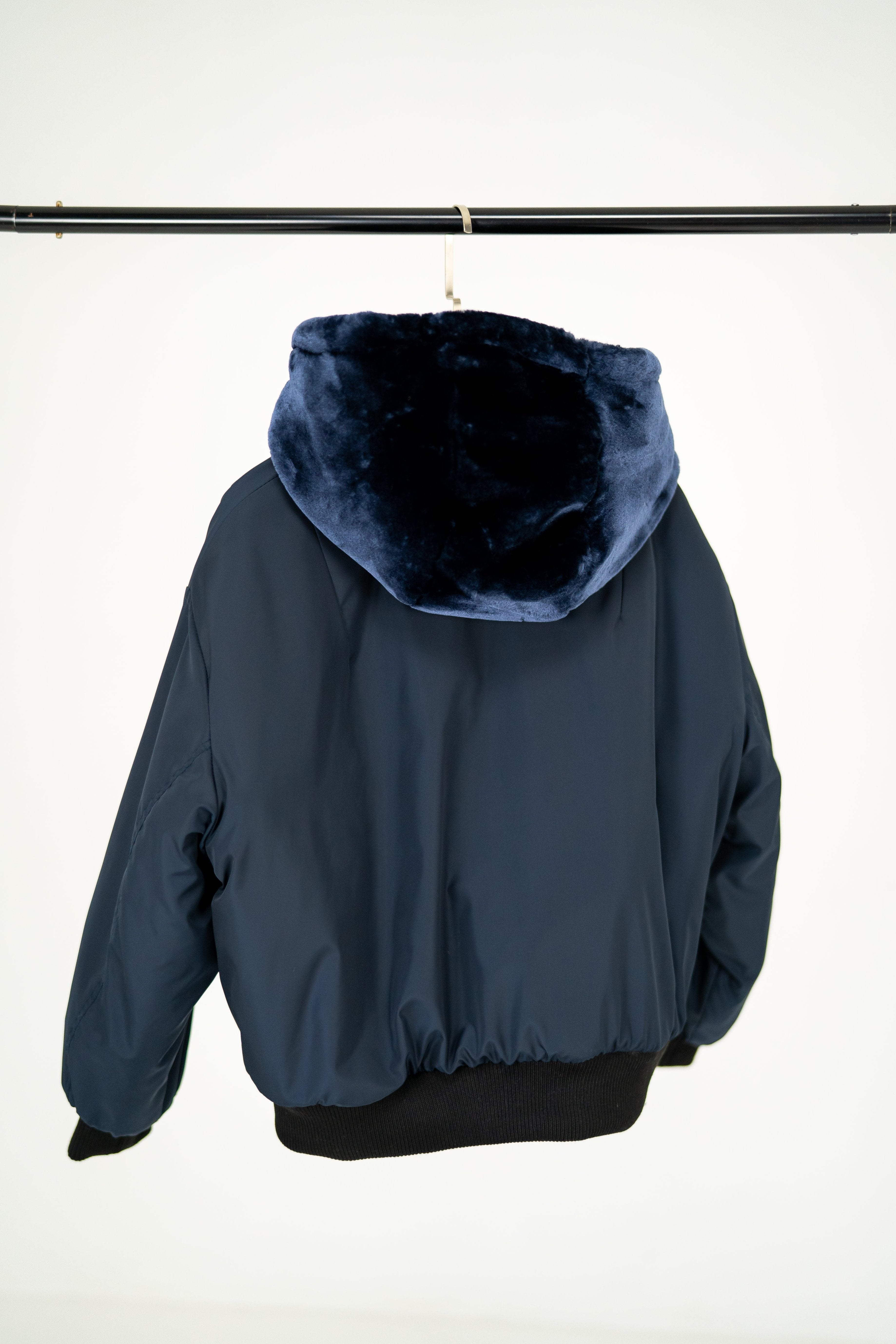 Dunkelblaue Winterjacke 2in1 mit Kapuze aus Kunstfell für Mädchen