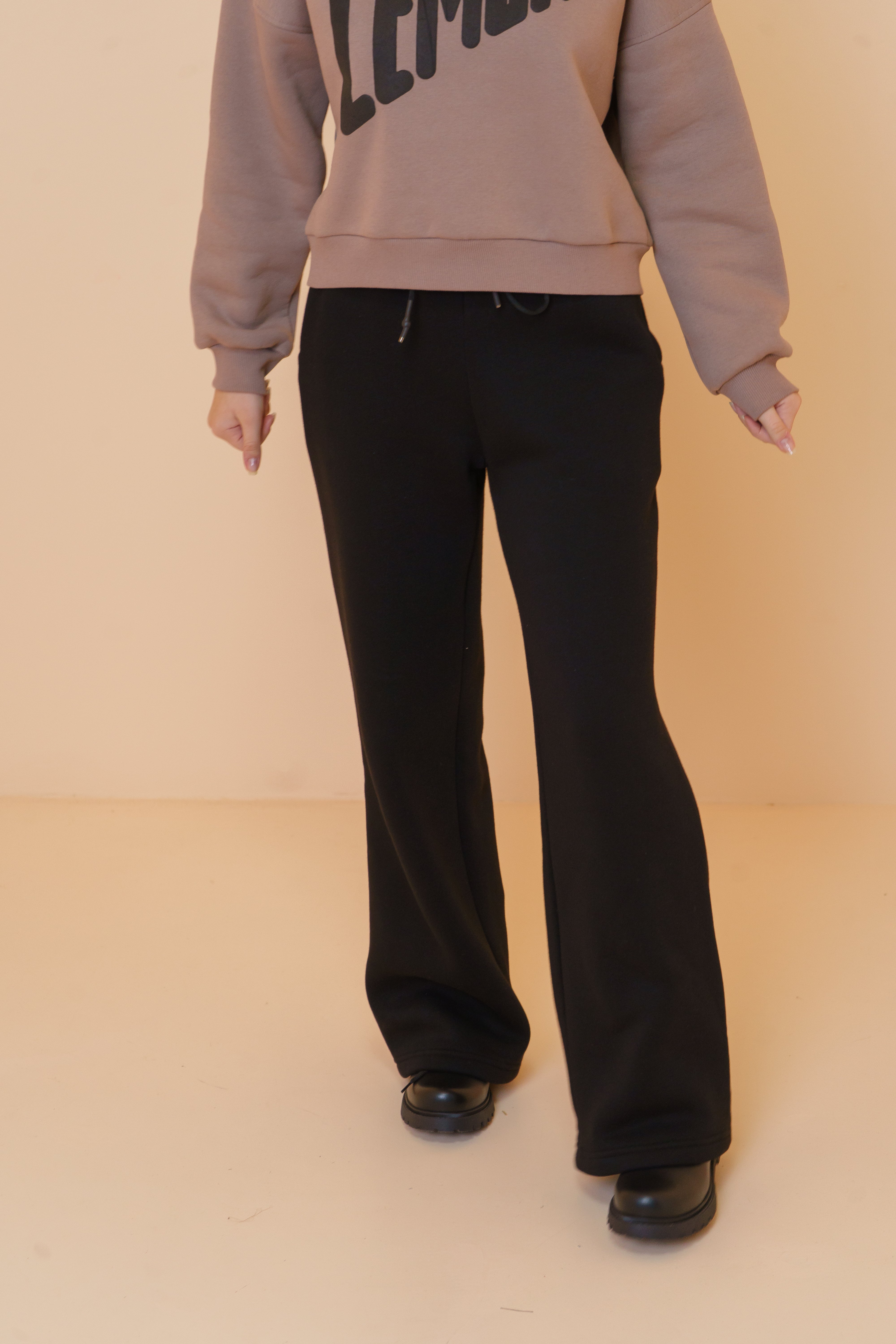 Trousers fleece streight shape Lemoni - black - Lemoni Boutique