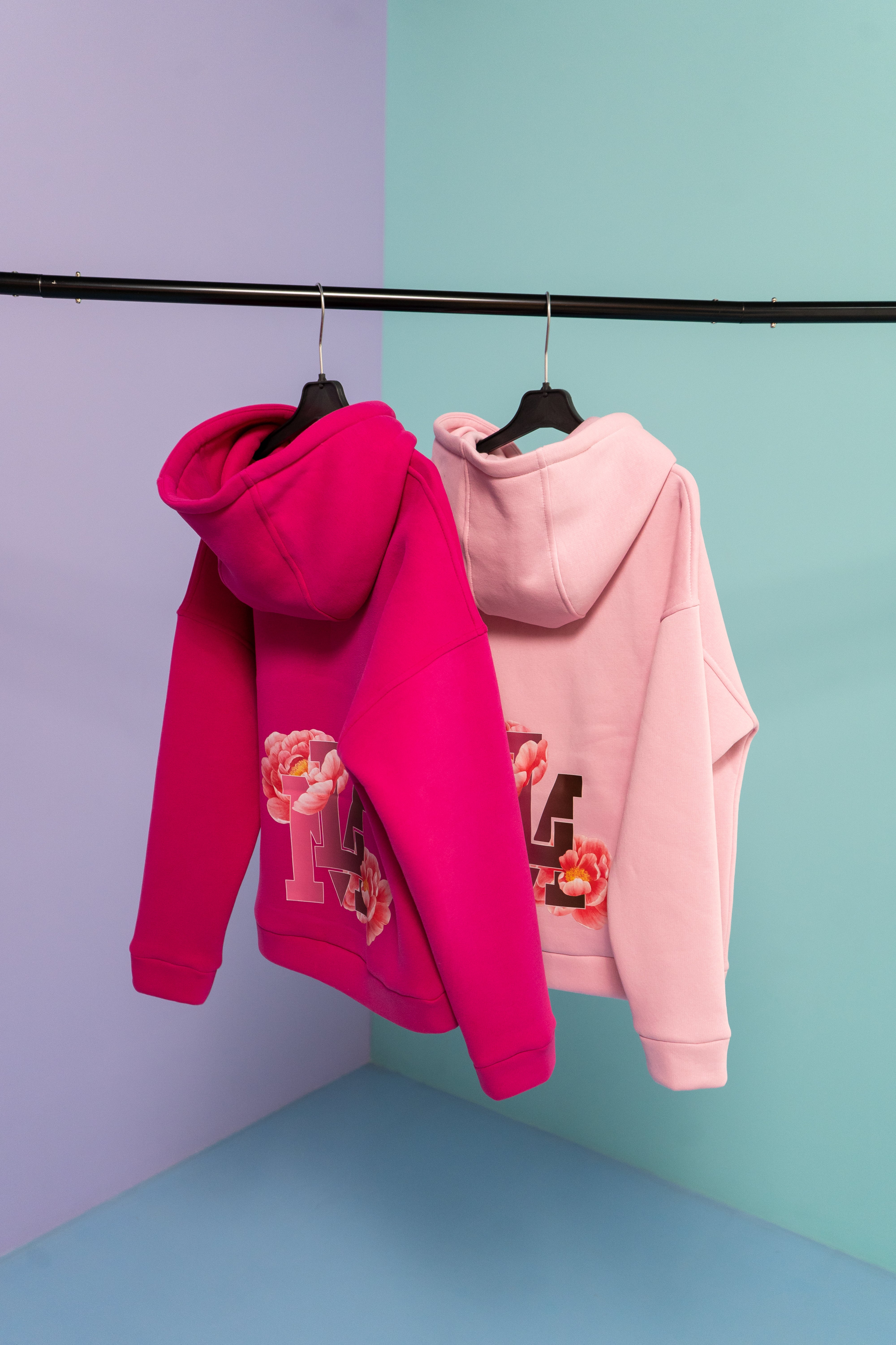 Girls´ fleece Hoodie with Peony print - pink - Lemoni Boutique