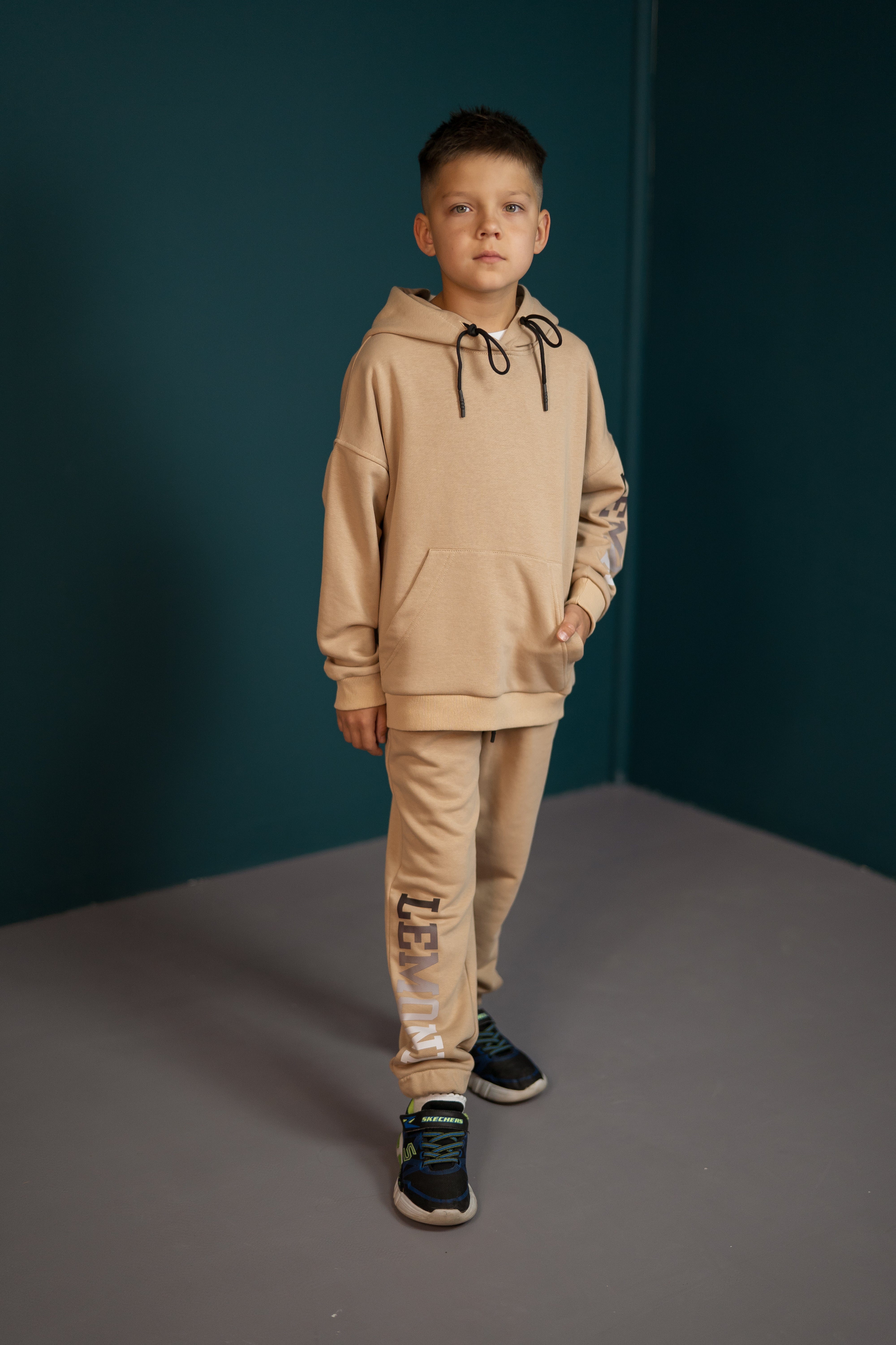 Hoodie for boys and girls  with LEMONI print - beige - Lemoni Boutique