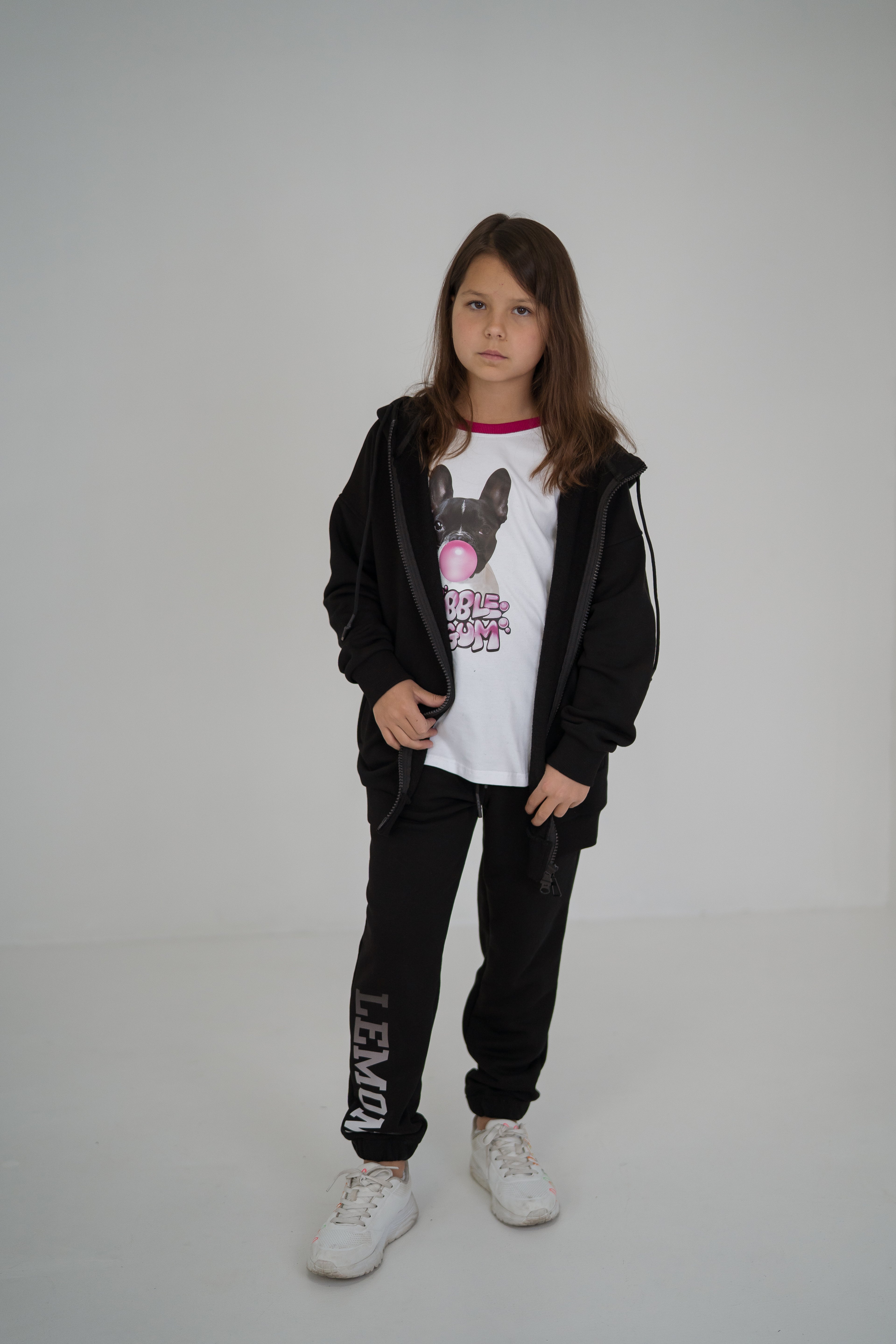 Longline zip-up hoodie with print for girls and boys - black - Lemoni Boutique