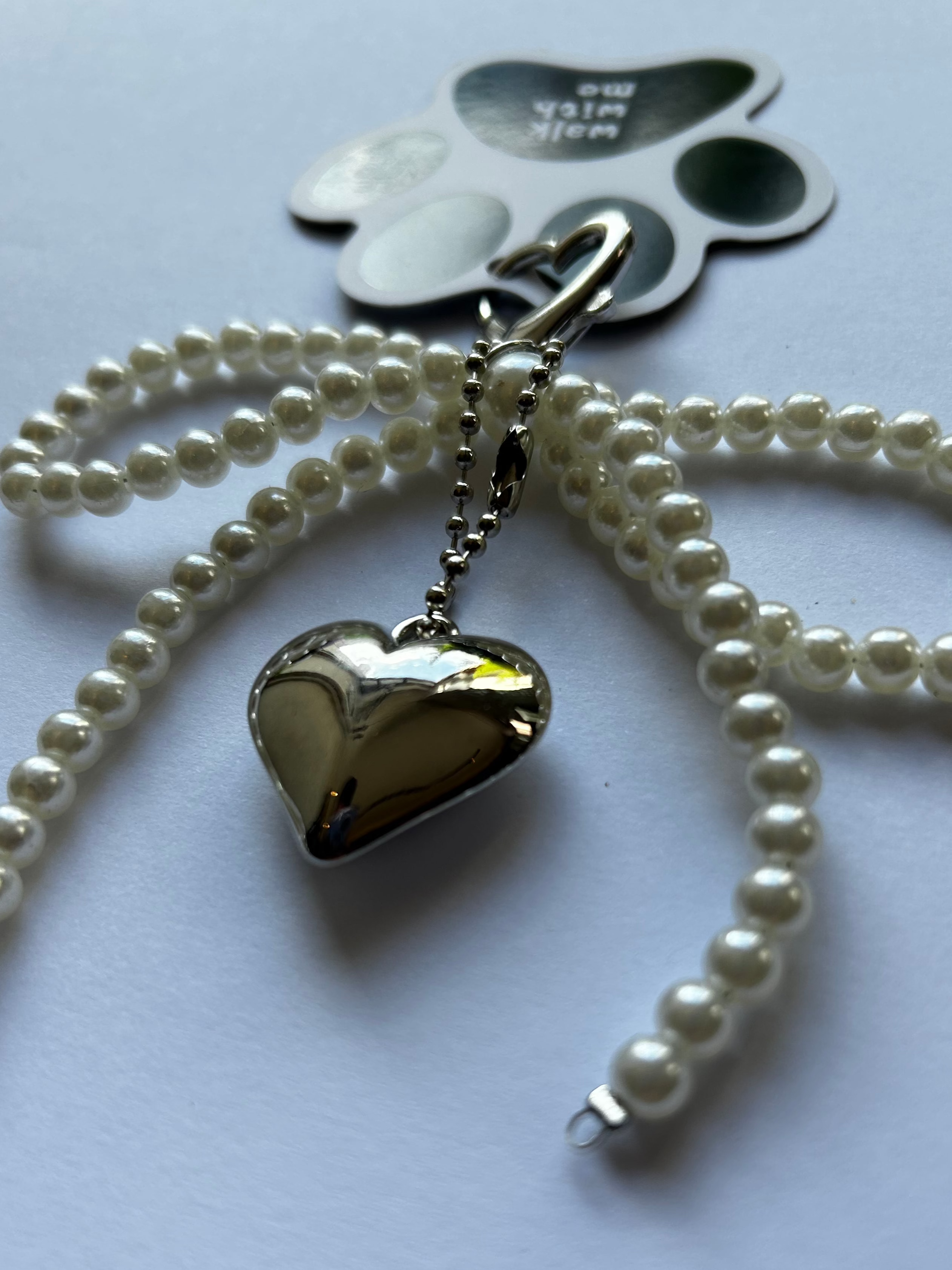 Bow accessory with pearls for everyone and everywhere - Lemoni Boutique