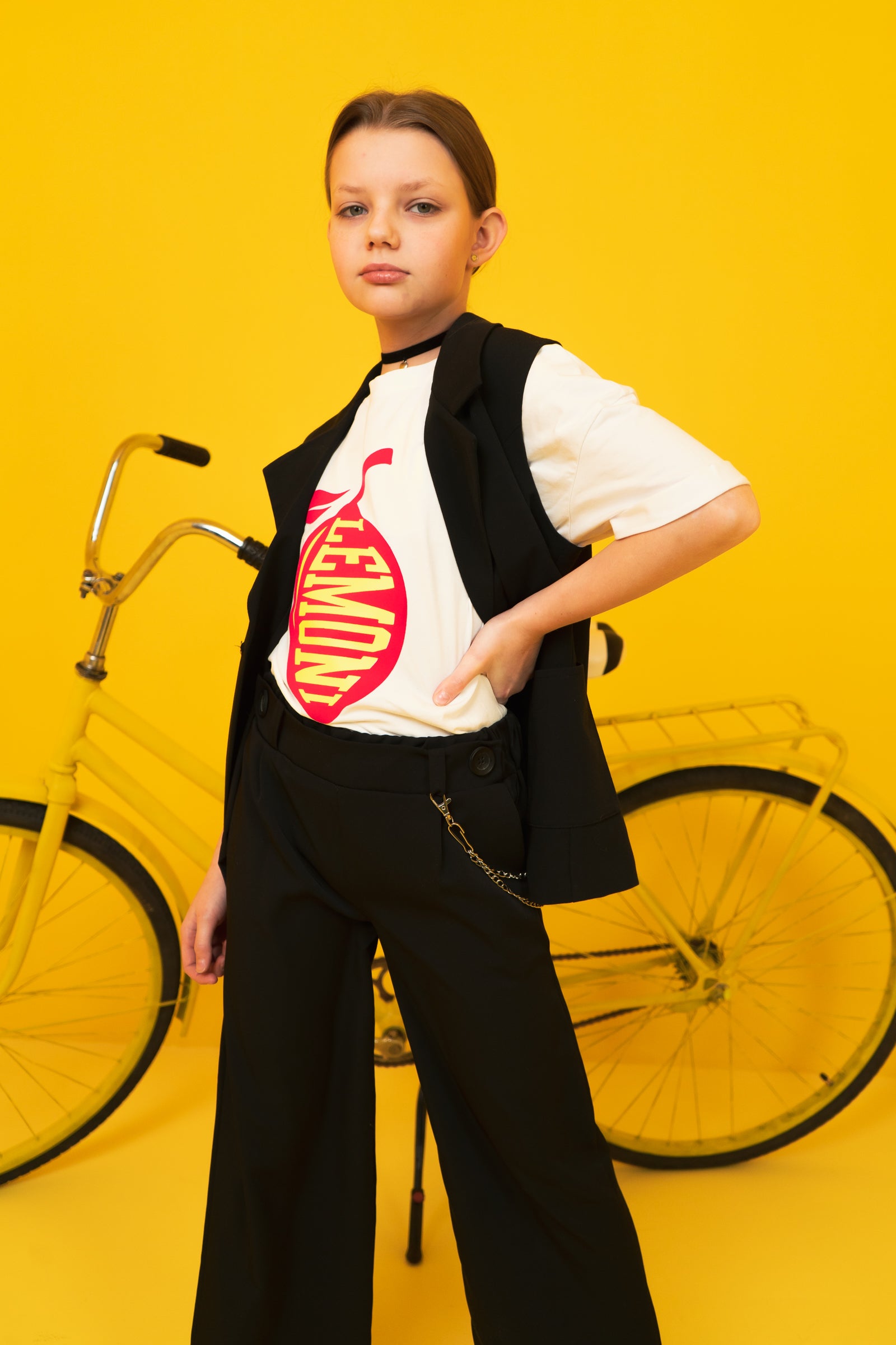 Classic vest for girls - black - Lemoni Boutique