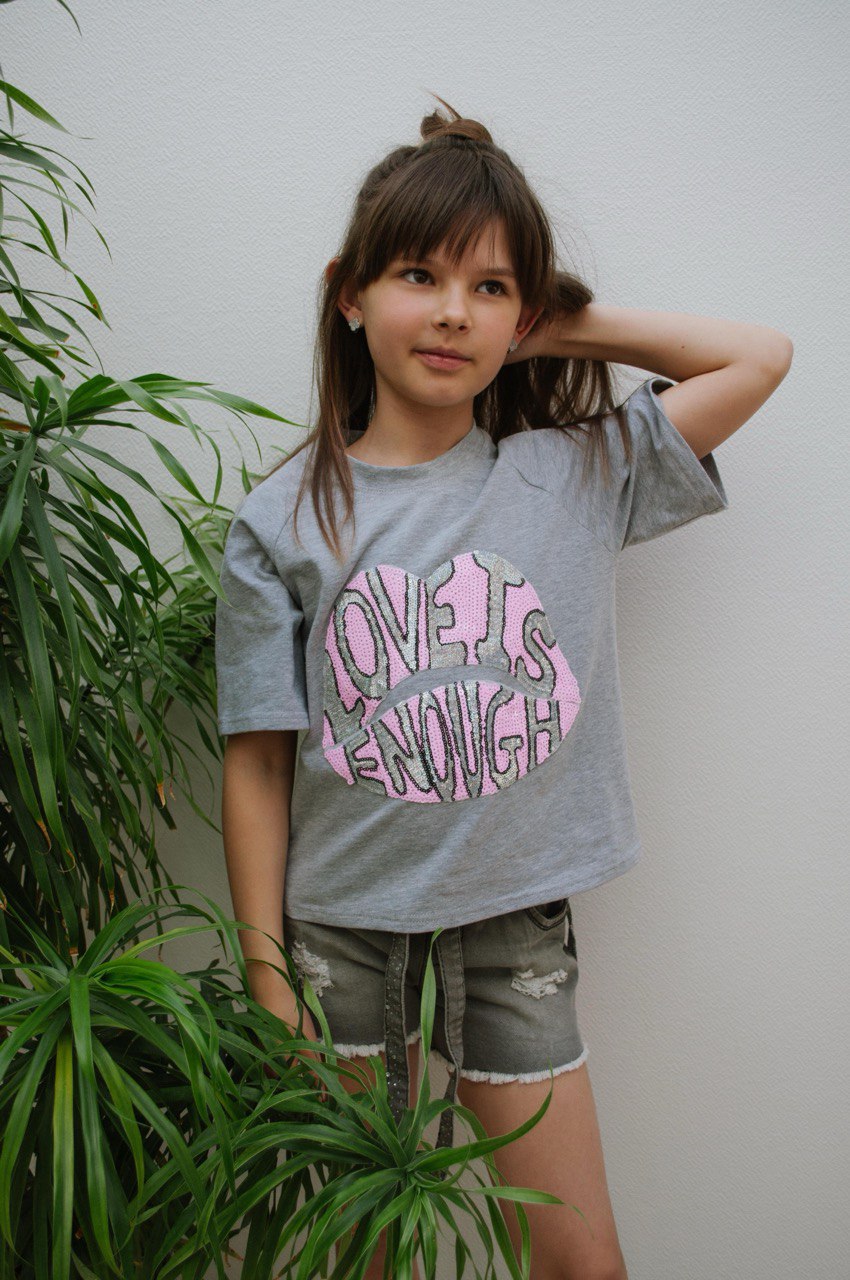 Girls´ oversized T-shirt Lips - gray - Lemoni Boutique