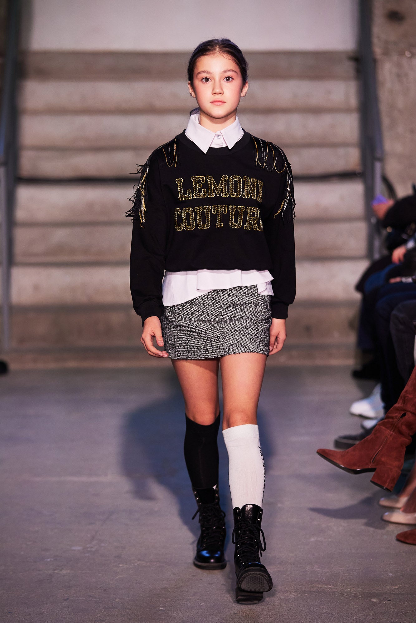 Short bouclé skirt for girls - gray - Lemoni Boutique