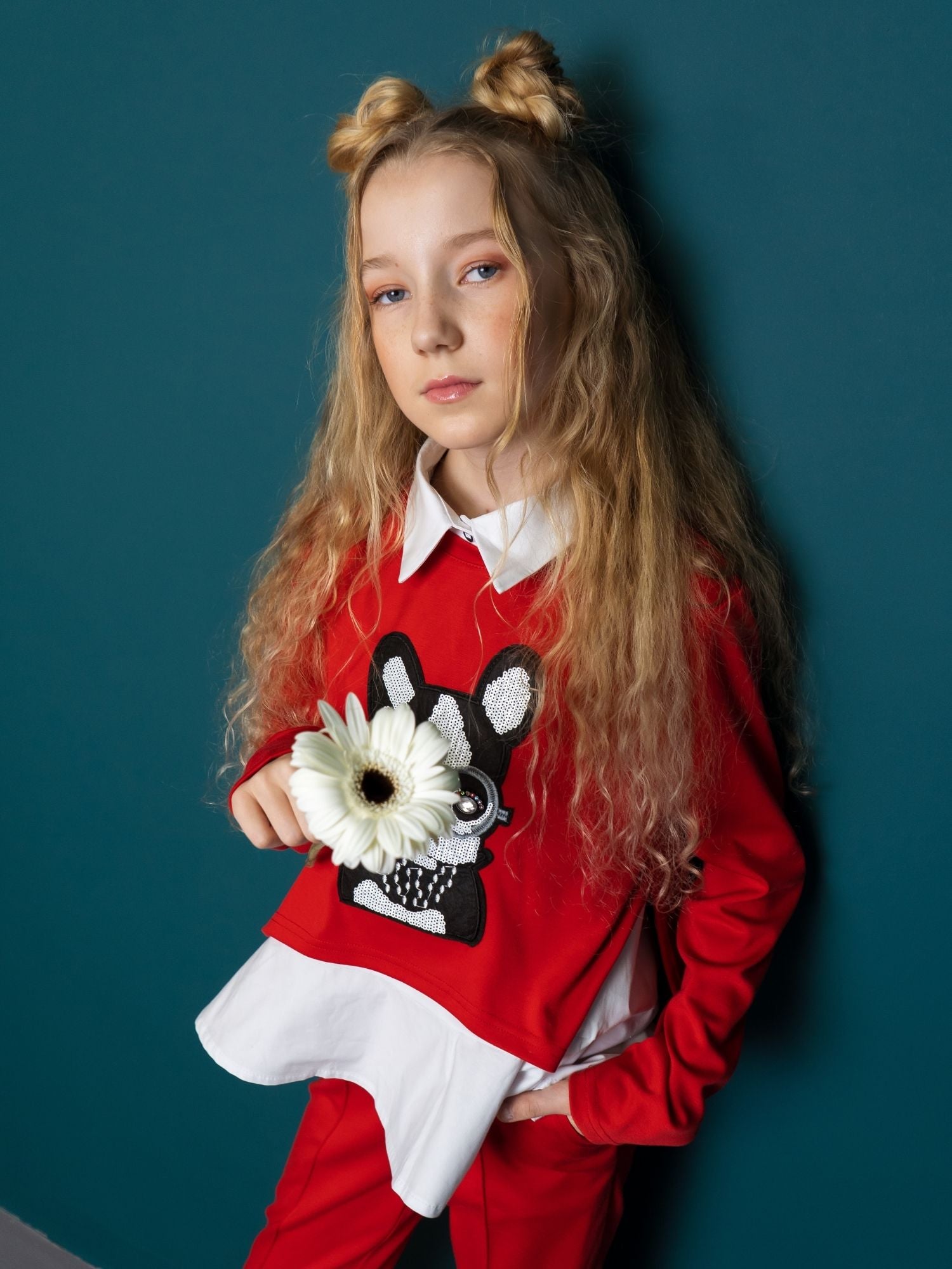 Set blouse and sweatshirt with a French bulldog - red